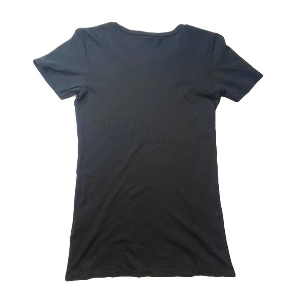 Black scoop neck Tee, upcycled with heart stencil bleach treatment - Picture 2 of 2